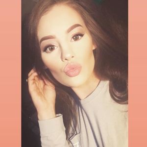 Meet your Posher, Samantha